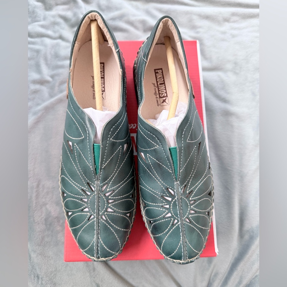 PIKOLINOS Women's Teal Leather Loafers